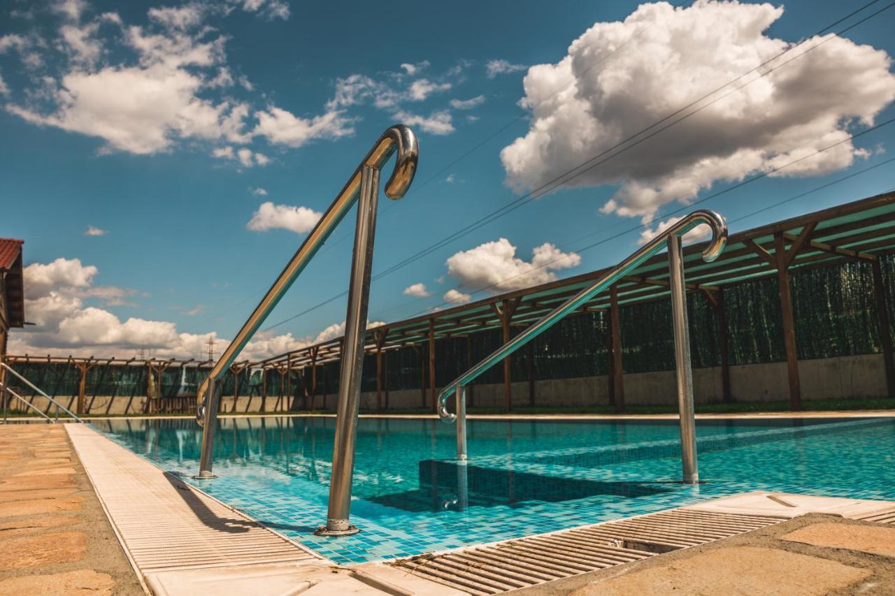 Thermal Hotel Seven Seasons Banya  Exterior photo