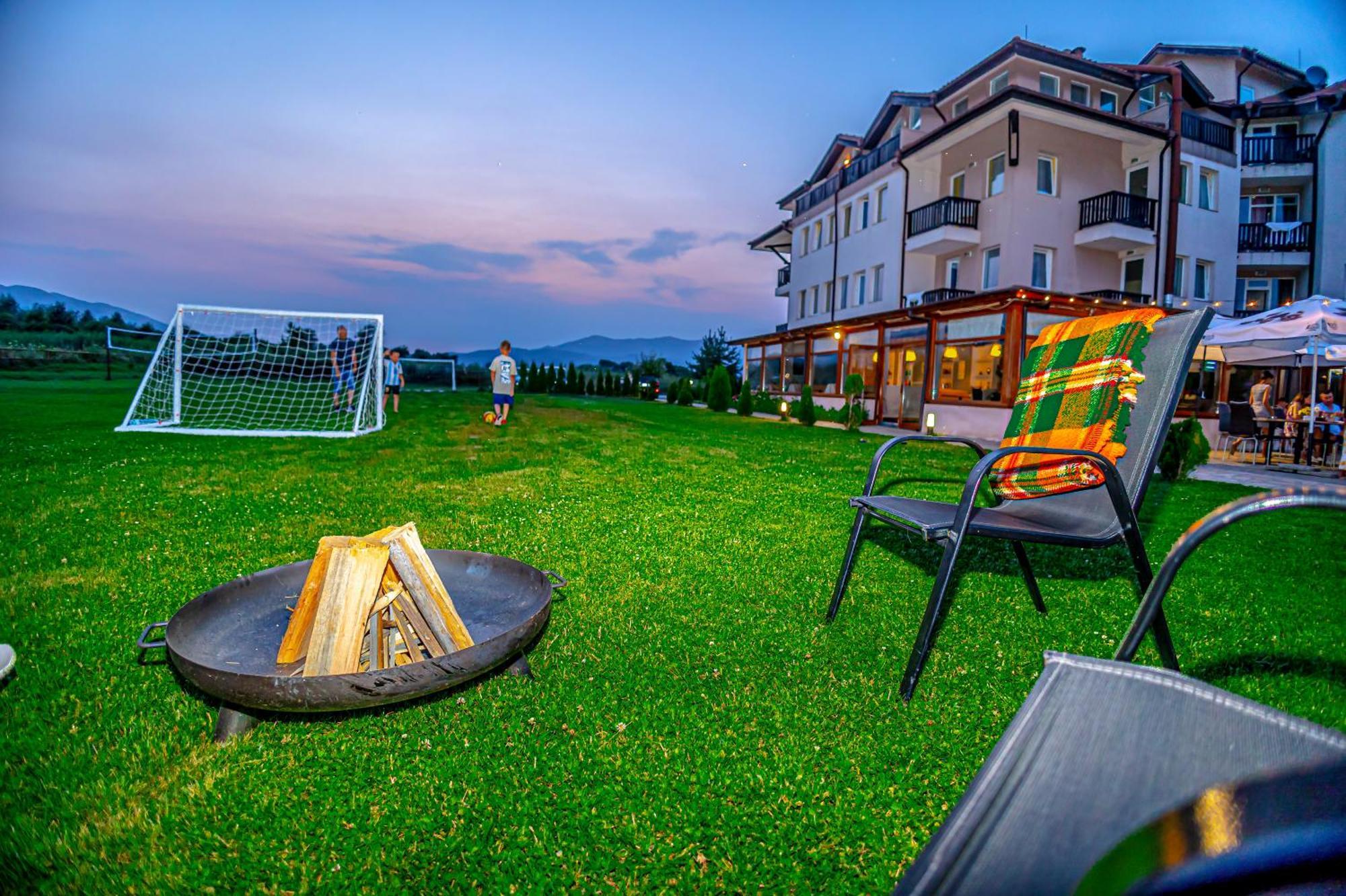 Thermal Hotel Seven Seasons Banya  Exterior photo